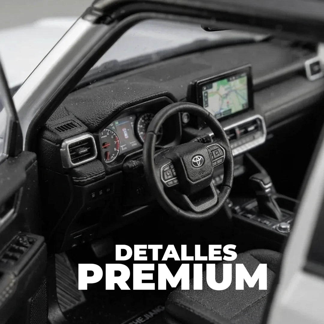 TOYOTA PRADO LC 250 | LUJO QUE CABE EN TU ESCRITORIO